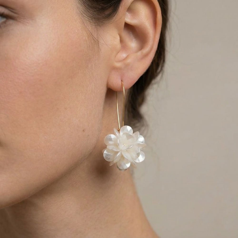 Coshe.gr -%wc_product_cat% Σκουλαρίκια Χρυσά Petal Bloom - Image 2