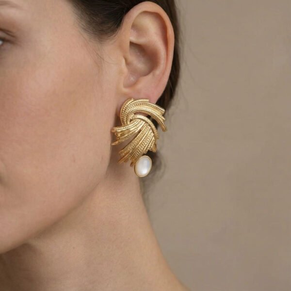 Alternative view of Σκουλαρίκια Χρυσά Endless Elegance