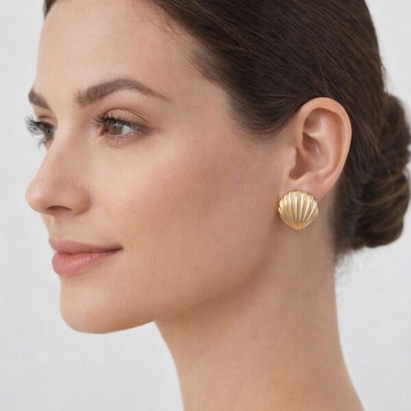Alternative view of Σκουλαρίκια Χρυσά Shells of Gold